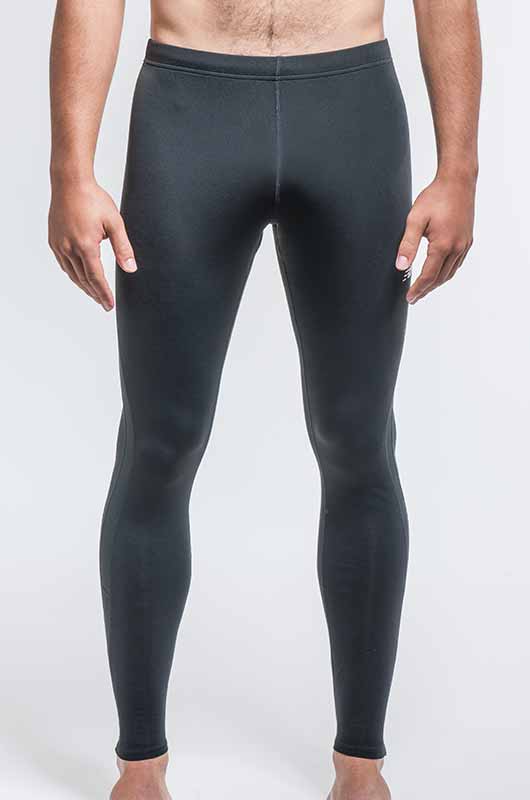 Image of man wearing fitted bottoms